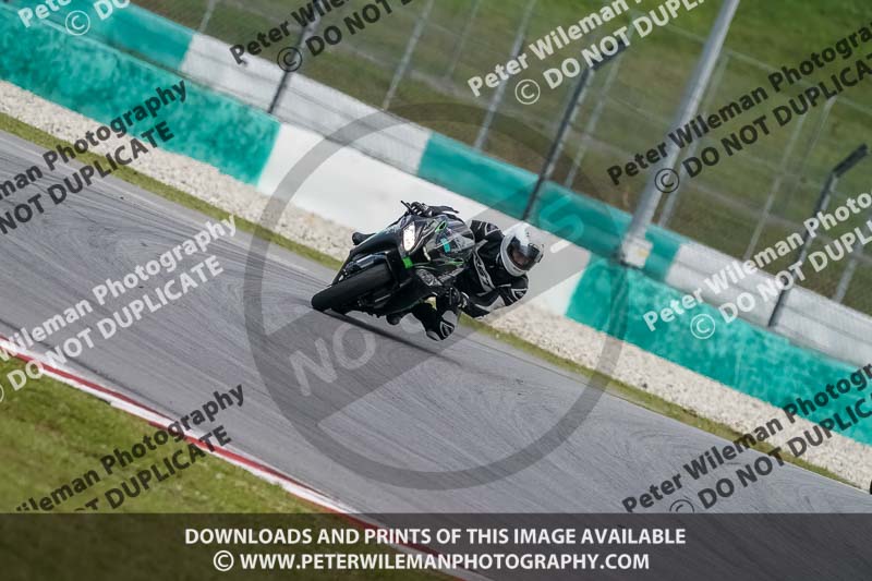 Sepang;event digital images;motorbikes;no limits;peter wileman photography;trackday;trackday digital images